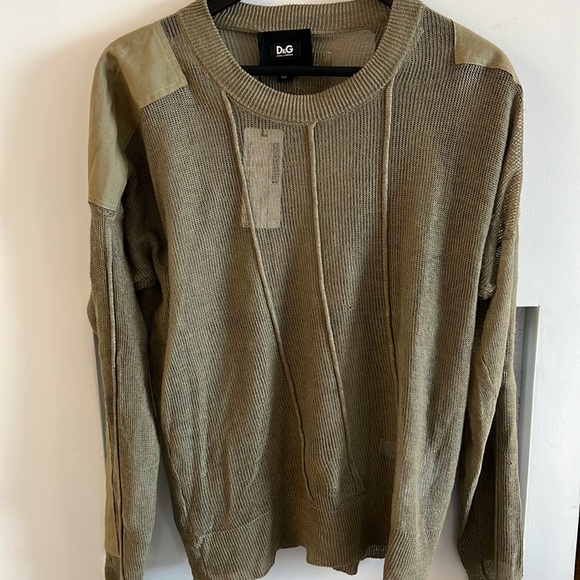 D&G vintage open knit sweater. size:48 green color